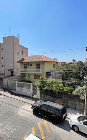 Casa à venda com 182m², 3 quartos e 3 vagas Casa à venda com 182m², 3 quartos e 3 vagasVista