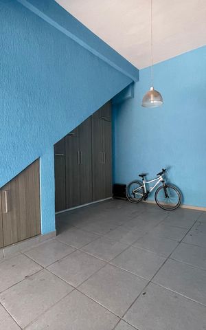 Casa à venda com 182m², 3 quartos e 3 vagas Casa à venda com 182m², 3 quartos e 3 vagasGaragem