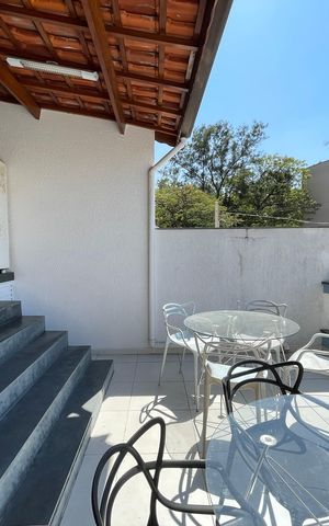 Casa à venda com 182m², 3 quartos e 3 vagas Casa à venda com 182m², 3 quartos e 3 vagasChurrasqueira
