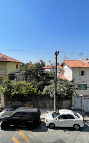 Casa à venda com 182m², 3 quartos e 3 vagas Casa à venda com 182m², 3 quartos e 3 vagasVista