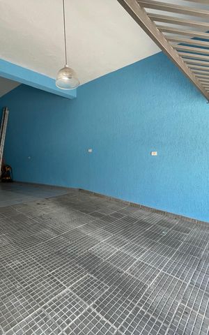 Casa à venda com 182m², 3 quartos e 3 vagas Casa à venda com 182m², 3 quartos e 3 vagasGaragem