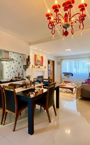 Apartamento à venda com 135m², 3 quartos e sem vaga Apartamento à venda com 135m², 3 quartos e sem vagaSala