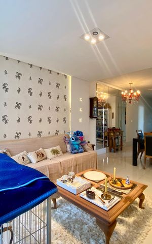 Apartamento à venda com 135m², 3 quartos e sem vaga Apartamento à venda com 135m², 3 quartos e sem vagaSala