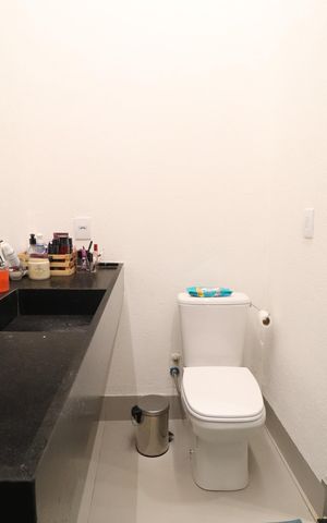 Casa para alugar com 170m², 4 quartos e 2 vagasBanheiro do Quarto 4