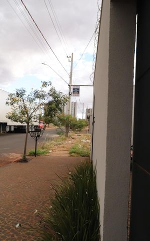 Casa para alugar com 170m², 4 quartos e 2 vagasPlaquinha