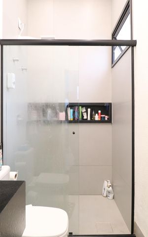 Casa para alugar com 170m², 4 quartos e 2 vagasBanheiro Social