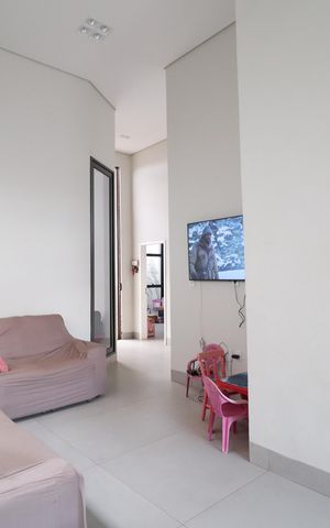 Casa para alugar com 170m², 4 quartos e 2 vagasSala