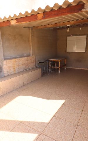 Casa à venda com 100m², 2 quartos e 1 vagaChurrasqueira