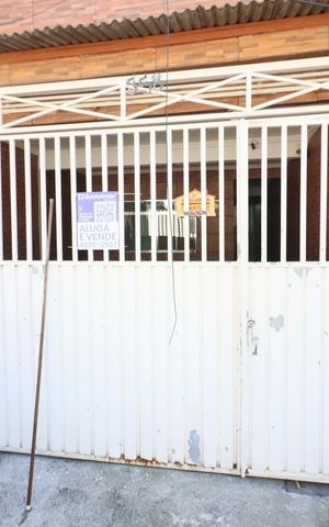 Casa à venda com 100m², 2 quartos e 1 vagaFachada