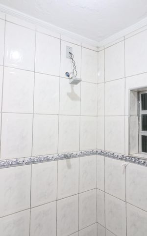 Casa à venda com 100m², 2 quartos e 1 vagaBanheiro de Serviço