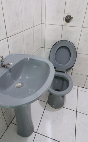 Casa à venda com 100m², 2 quartos e 1 vagaBanheiro de Serviço