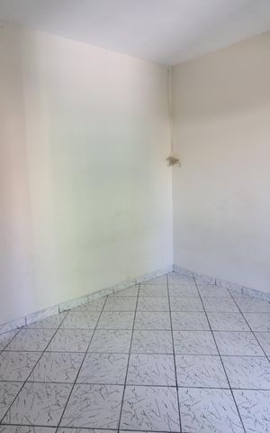 Casa à venda com 100m², 2 quartos e 1 vagaQuarto 