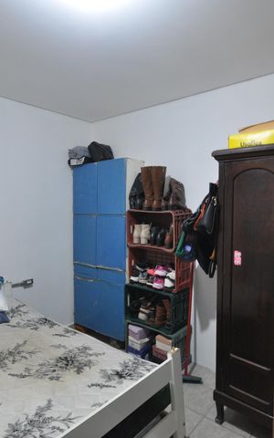 Casa para alugar com 150m², 2 quartos e 2 vagasQuarto 