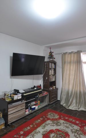Casa para alugar com 150m², 2 quartos e 2 vagasSala