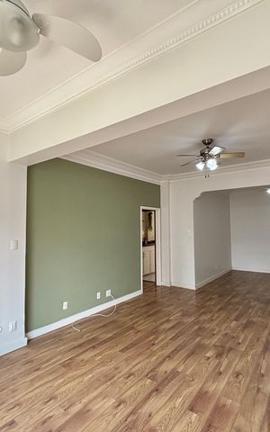 Apartamento para alugar com 135m², 3 quartos e 1 vaga Apartamento para alugar com 135m², 3 quartos e 1 vagaSala
