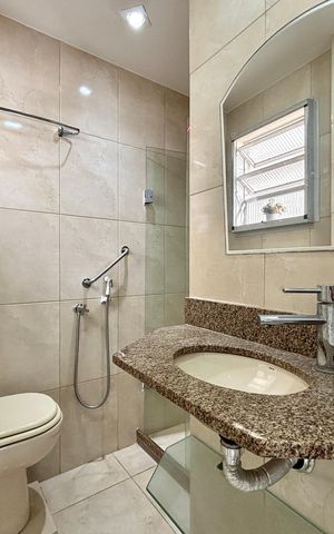 Apartamento para alugar com 135m², 3 quartos e 1 vaga Apartamento para alugar com 135m², 3 quartos e 1 vagaBanheiro da Suíte
