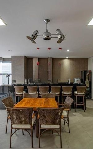 Casa à venda com 470m², 4 quartos e 2 vagas
