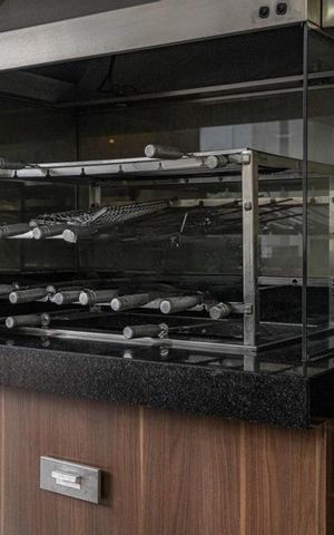 Casa à venda com 470m², 4 quartos e 2 vagas