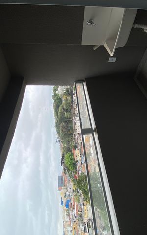 Apartamento à venda com 37m², 2 quartos e sem vaga Apartamento à venda com 37m², 2 quartos e sem vagaVaranda