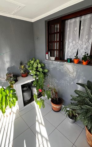 Casa à venda com 98m², 3 quartos e 1 vagaEntrada