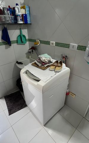 Casa à venda com 98m², 3 quartos e 1 vagaÁrea de Serviço