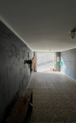 Casa à venda com 98m², 3 quartos e 1 vagaGaragem