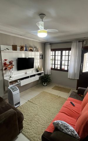 Casa à venda com 98m², 3 quartos e 1 vagaSala