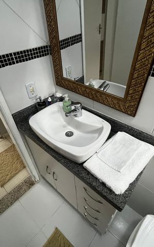 Casa à venda com 98m², 3 quartos e 1 vagaBanheiro