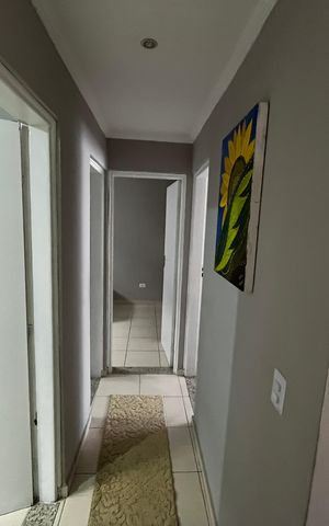 Casa à venda com 98m², 3 quartos e 1 vagaCorredor