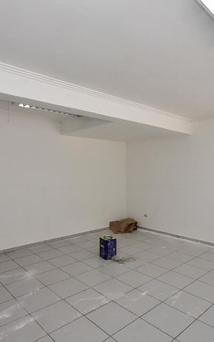 Casa de condomínio à venda com 280m², 3 quartos e 4 vagasÁrea comum