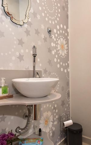 Casa de condomínio à venda com 280m², 3 quartos e 4 vagasLavabo da Sala de Tv