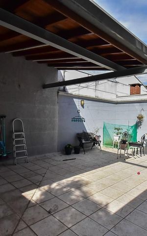Casa de condomínio à venda com 280m², 3 quartos e 4 vagasChurrasqueira