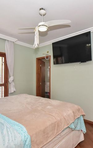 Casa de condomínio à venda com 280m², 3 quartos e 4 vagasSuíte 3
