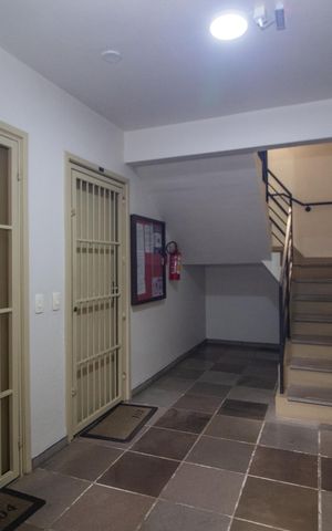 Apartamento à venda com 72m², 2 quartos e sem vaga Apartamento à venda com 72m², 2 quartos e sem vagaHall de entrada