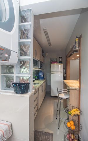 Apartamento à venda com 72m², 2 quartos e sem vaga Apartamento à venda com 72m², 2 quartos e sem vagaÁrea de Serviço
