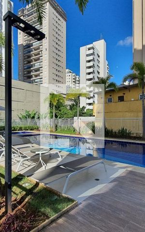 Apartamento à venda com 68m², 2 quartos e 2 vagas Apartamento à venda com 68m², 2 quartos e 2 vagasÁrea comum - Piscina