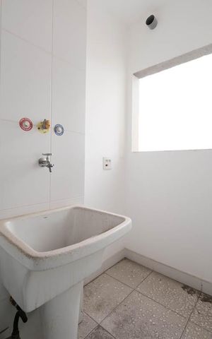 Apartamento à venda com 63m², 2 quartos e 1 vagaÁrea de Serviço
