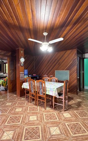 Casa à venda com 286m², 3 quartos e 1 vaga Casa à venda com 286m², 3 quartos e 1 vagaCozinha