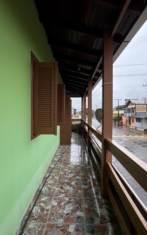 Casa à venda com 286m², 3 quartos e 1 vaga Casa à venda com 286m², 3 quartos e 1 vagaVaranda do Quarto 2