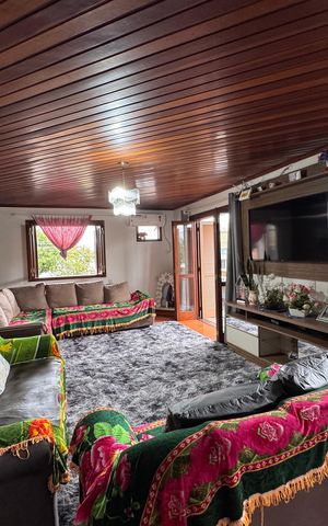 Casa à venda com 286m², 3 quartos e 1 vaga Casa à venda com 286m², 3 quartos e 1 vagaSala