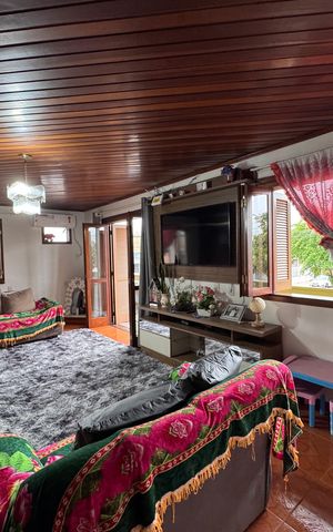 Casa à venda com 286m², 3 quartos e 1 vaga Casa à venda com 286m², 3 quartos e 1 vagaSala