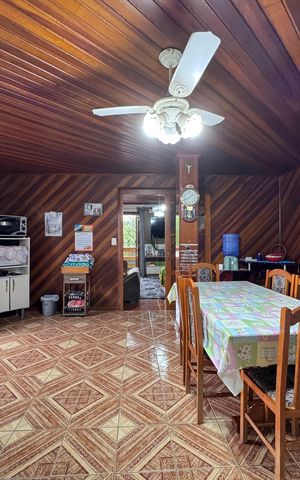 Casa à venda com 286m², 3 quartos e 1 vaga Casa à venda com 286m², 3 quartos e 1 vagaCozinha