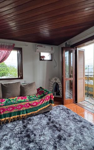 Casa à venda com 286m², 3 quartos e 1 vaga Casa à venda com 286m², 3 quartos e 1 vagaSala