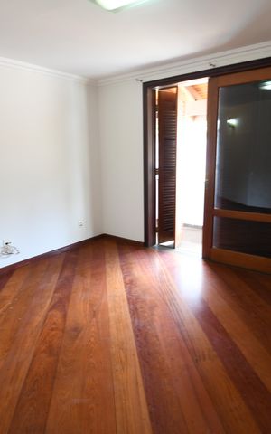 Casa de condomínio à venda com 604m², 4 quartos e 6 vagasSuíte 4