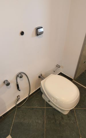Casa de condomínio à venda com 604m², 4 quartos e 6 vagasBanheiro da Suíte 3