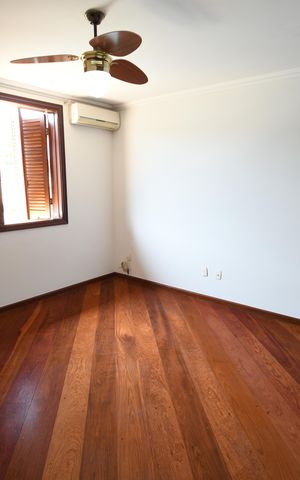 Casa de condomínio à venda com 604m², 4 quartos e 6 vagasSuíte 3