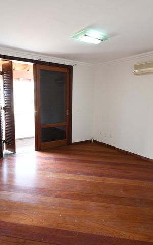 Casa de condomínio à venda com 604m², 4 quartos e 6 vagasSuíte 4