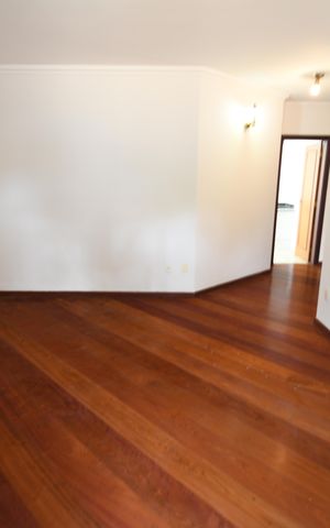 Casa de condomínio à venda com 604m², 4 quartos e 6 vagasSuíte 4