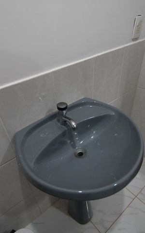 Casa de condomínio à venda com 604m², 4 quartos e 6 vagasBanheiro de serviço