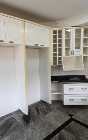 Casa de condomínio à venda com 604m², 4 quartos e 6 vagasCozinha